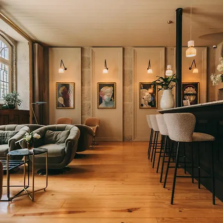 فندق Torel Royal Court 5*