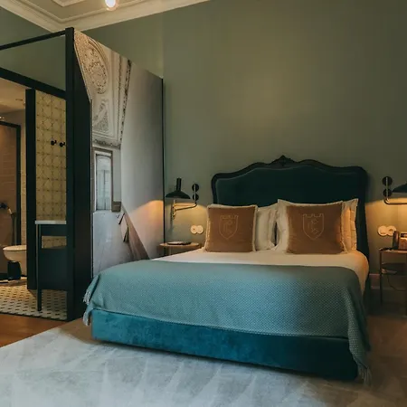 Torel Royal Court غيمارايش