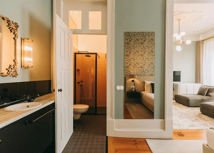 Torel Royal Court Hotel