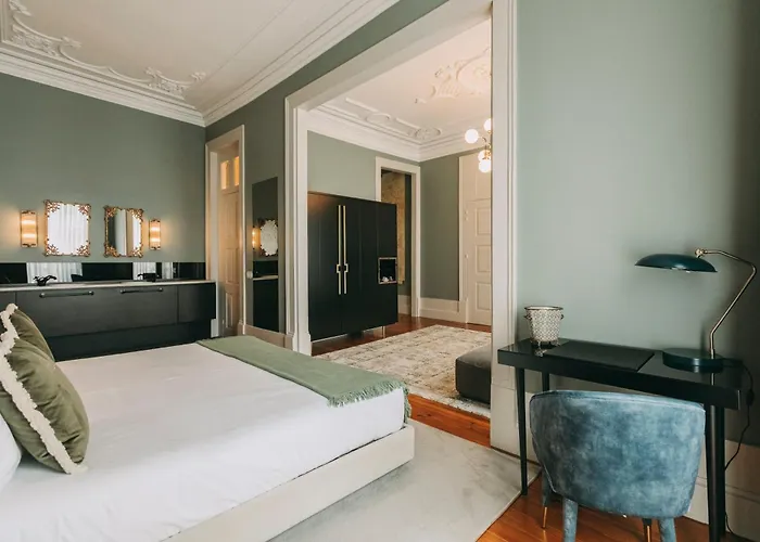 Torel Royal Court Hotel 5*