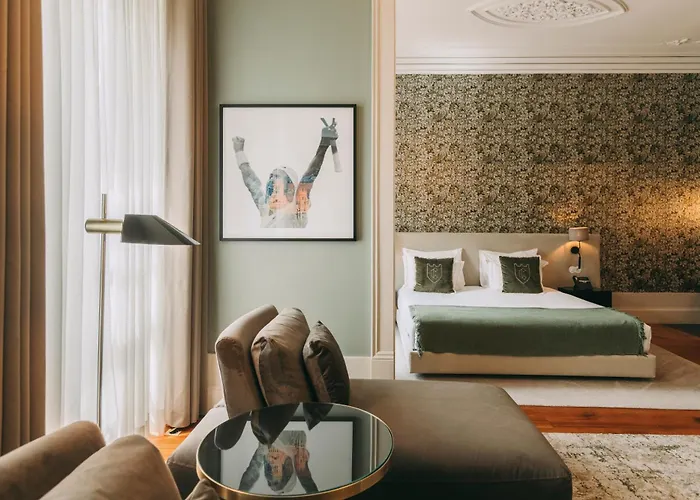 Torel Royal Court 5*