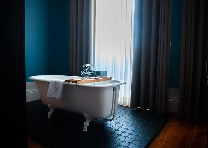 Torel Royal Court 5* Guimarães